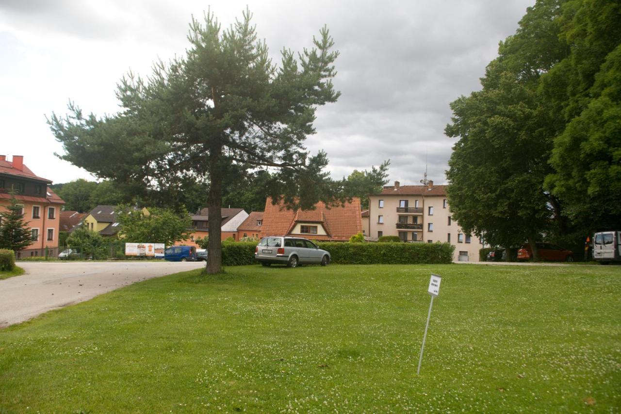 Apartmany Zak Frymburk Luaran gambar
